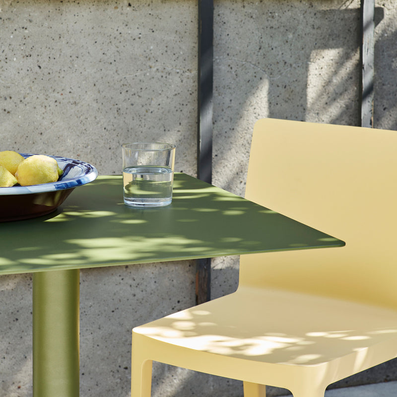 Table Cone Palissade - l 65 x p 65 x h 74 cm - Olive