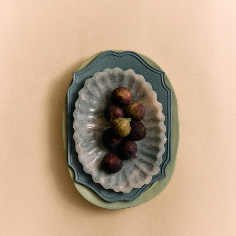 Plateau Resin New Classics