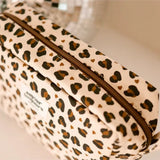 Trousse de toilette Amour Toujours - Léopard Coeur | Fleux | 7