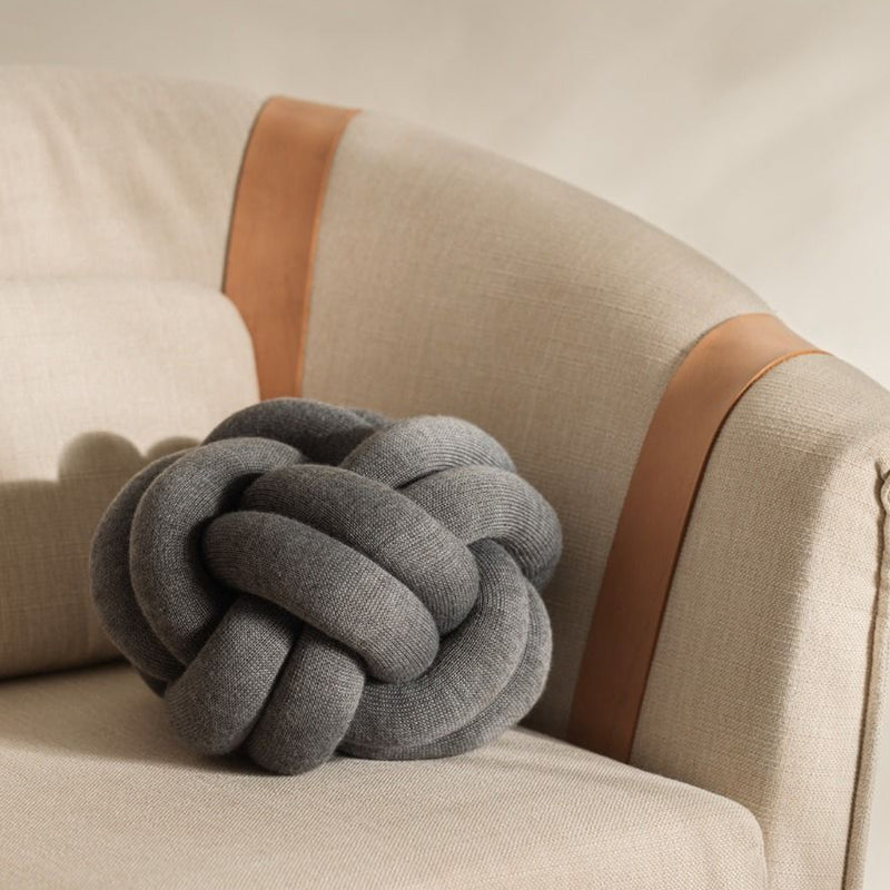 Coussin Knot