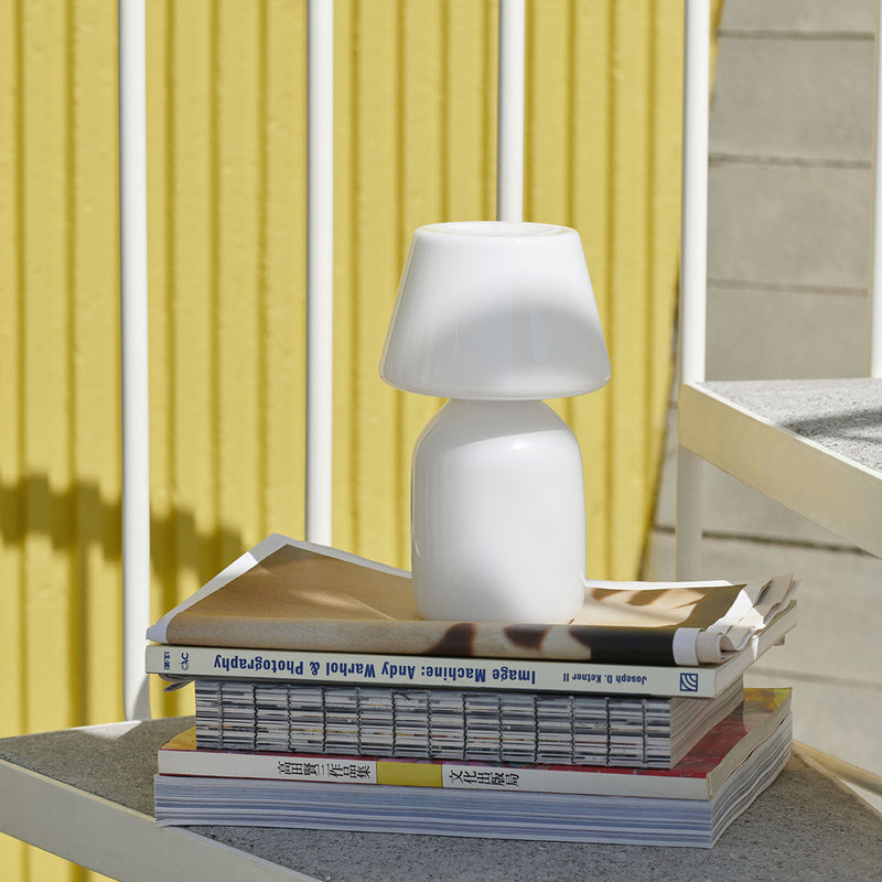 Apollo PC Table Lamp - White