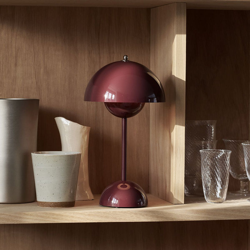 Flowerpot VP9 wireless table lamp - Dark Plum