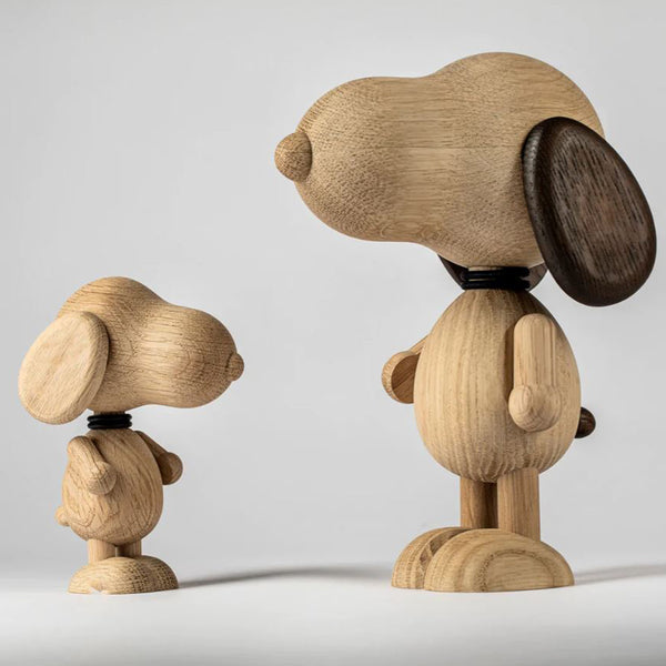 Figurine Snoopy - Chêne, détail fumé - 22 cm