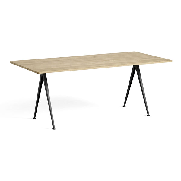 Pyramid 02 table Black base &amp; lacquered oak top