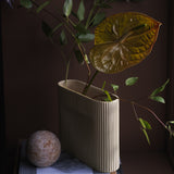 Vase Ridge en faïence - h 16,5 cm | Fleux | 6